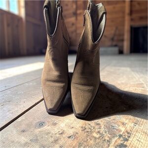 Ariat Tan Ankle Boots
